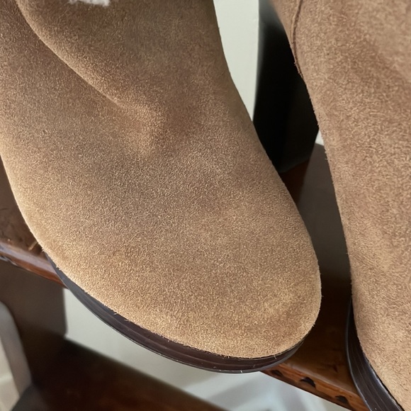 UGG FUR LINED HEEL BOOTIES TAN SIZE 6 - Picture 12 of 14